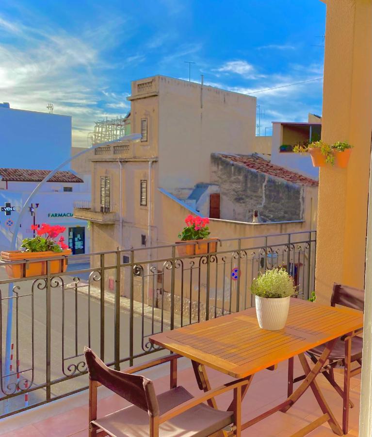 Apartment In The Center Terrasini Ngoại thất bức ảnh
